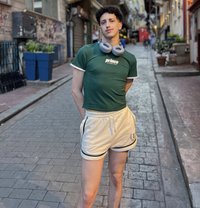 Cuty boy - Male escort in İstanbul Photo 1 of 13