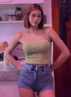 Cycy - Transsexual escort in Manila Photo 24 of 24