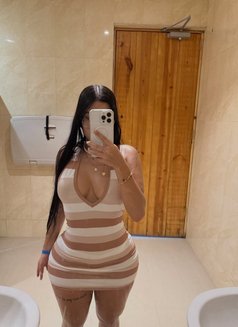 Cyndi - escort in Trondheim Photo 3 of 11