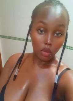 Cynthia Amani - escort in Nairobi Photo 5 of 6
