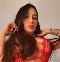 Cynthia - escort in Bristol