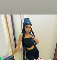 Cynthia - escort in Abidjan