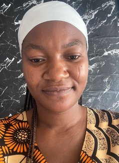 Cynthia - escort in Lagos, Nigeria Photo 1 of 4