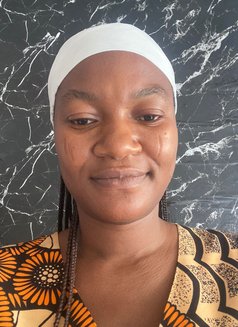 Cynthia - escort in Lagos, Nigeria Photo 2 of 4