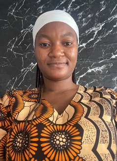 Cynthia - escort in Lagos, Nigeria Photo 3 of 4