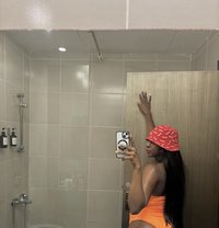 Cynthia - escort in Accra