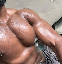 Cyril - Male escort in Doha