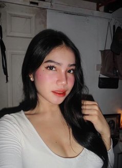 Cyrine Delacruz - Transsexual escort in Manila Photo 10 of 10