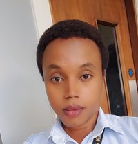 Cyrrus - Male escort in Nairobi