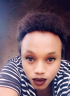 Cyrrus - Acompañantes masculino in Nairobi Photo 7 of 10