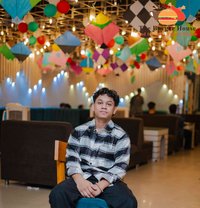 Cyrus - Acompañantes masculino in Butwal