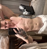 Czechboy William - Acompañantes masculino in Prague (Praha)
