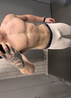 Czechboy William - Acompañantes masculino in Prague (Praha) Photo 8 of 9