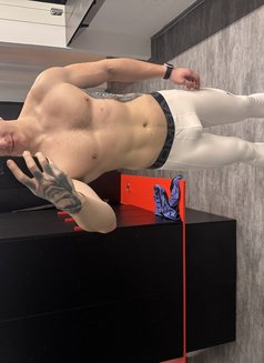 Czechboy William - Male escort in Prague (Praha) Photo 7 of 8