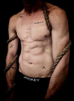 D'Angelo_Tate - Acompañantes masculino in Cape Town Photo 6 of 11