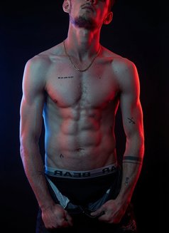 D'Angelo_Tate - Male escort in Cape Town Photo 12 of 13