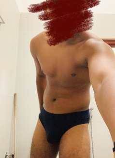 D for Men - Male escort in Colombo Photo 3 of 3