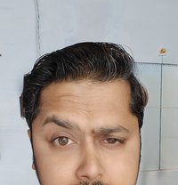 D Kumar - Acompañantes masculino in Noida