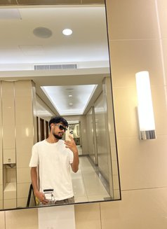 D_R_Y - masseur in Dubai Photo 2 of 3