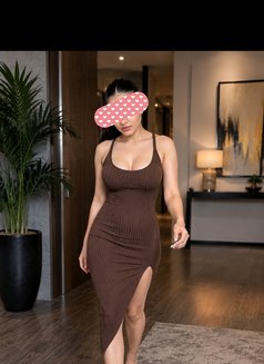 D Roy - escort in Gurgaon Photo 2 of 4