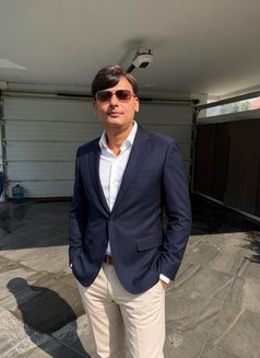 D T S - Male escort in Surat Photo 3 of 3