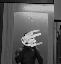 D23 - masseur in Mumbai