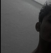D23 - masseur in Mumbai