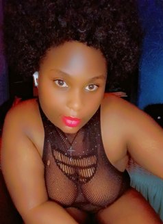 Da Black Queen Herself - escort in New Delhi Photo 9 of 11