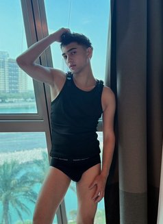 Twink Daniel - Male escort in Riyadh Photo 5 of 5