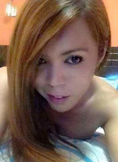 its me IRISH da RELOADER - Transsexual escort in Manila Photo 10 of 13
