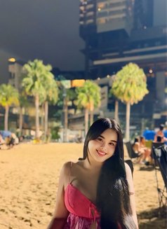 Dada Rinrada - Acompañantes transexual in Phuket Photo 13 of 18