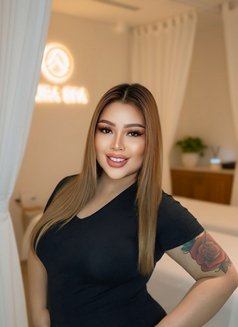 Dada - masseuse in Abu Dhabi Photo 14 of 15