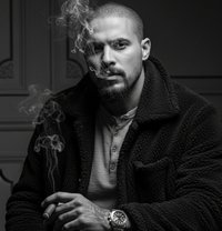 Daddy D - Transsexual escort in Dubai