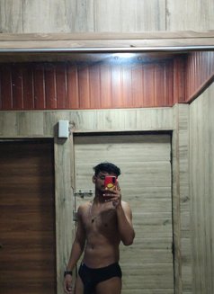 Daddy - Male escort in Mumbai Photo 11 of 11