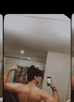 Daddy - Male escort in Mumbai Photo 3 of 3