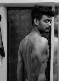 Daddy - Acompañantes masculino in Mumbai Photo 1 of 7