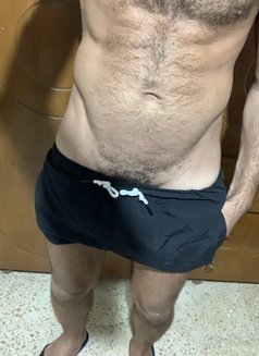 Daddy Jay - Male escort in Beirut Photo 11 of 11