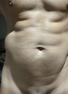 Daddy Jay - Male escort in Beirut Photo 8 of 8