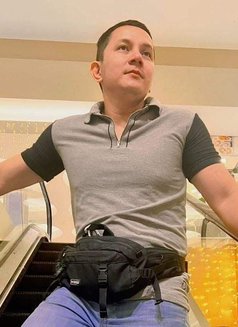 Daddy Jobert - Male escort in Manila Photo 1 of 1
