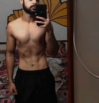 Daddyyaan - Male escort in Chandigarh