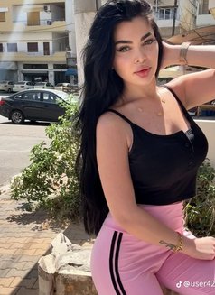 Dado - escort in Beirut Photo 3 of 5