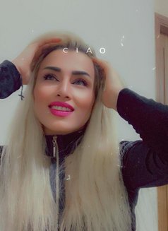 Dado - escort in Beirut Photo 2 of 4