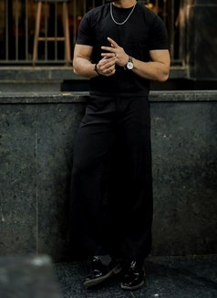 Daemon - Male escort in Chandigarh Photo 1 of 1