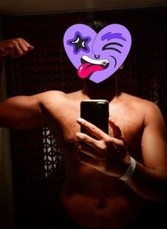 Daham Pathirana - Male escort in Colombo Photo 1 of 1