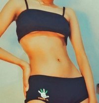 Dahami - Slim & Young - escort in Colombo