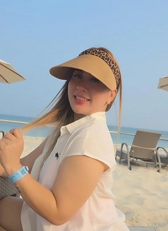 Dahiana - escort in Abu Dhabi Photo 4 of 8