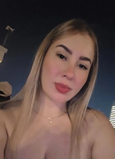 Dahiana - escort in Abu Dhabi Photo 6 of 8