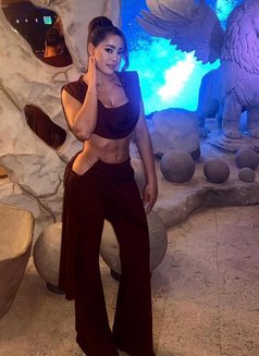 Dahlia - escort in Dubai Photo 2 of 19