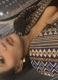 Dahnie Montada - Acompañantes transexual in Pasig Photo 1 of 7