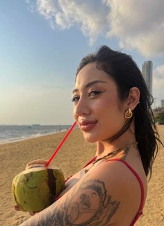 Dahppeem First Time Daddy - puta in Okinawa Island Photo 1 of 8